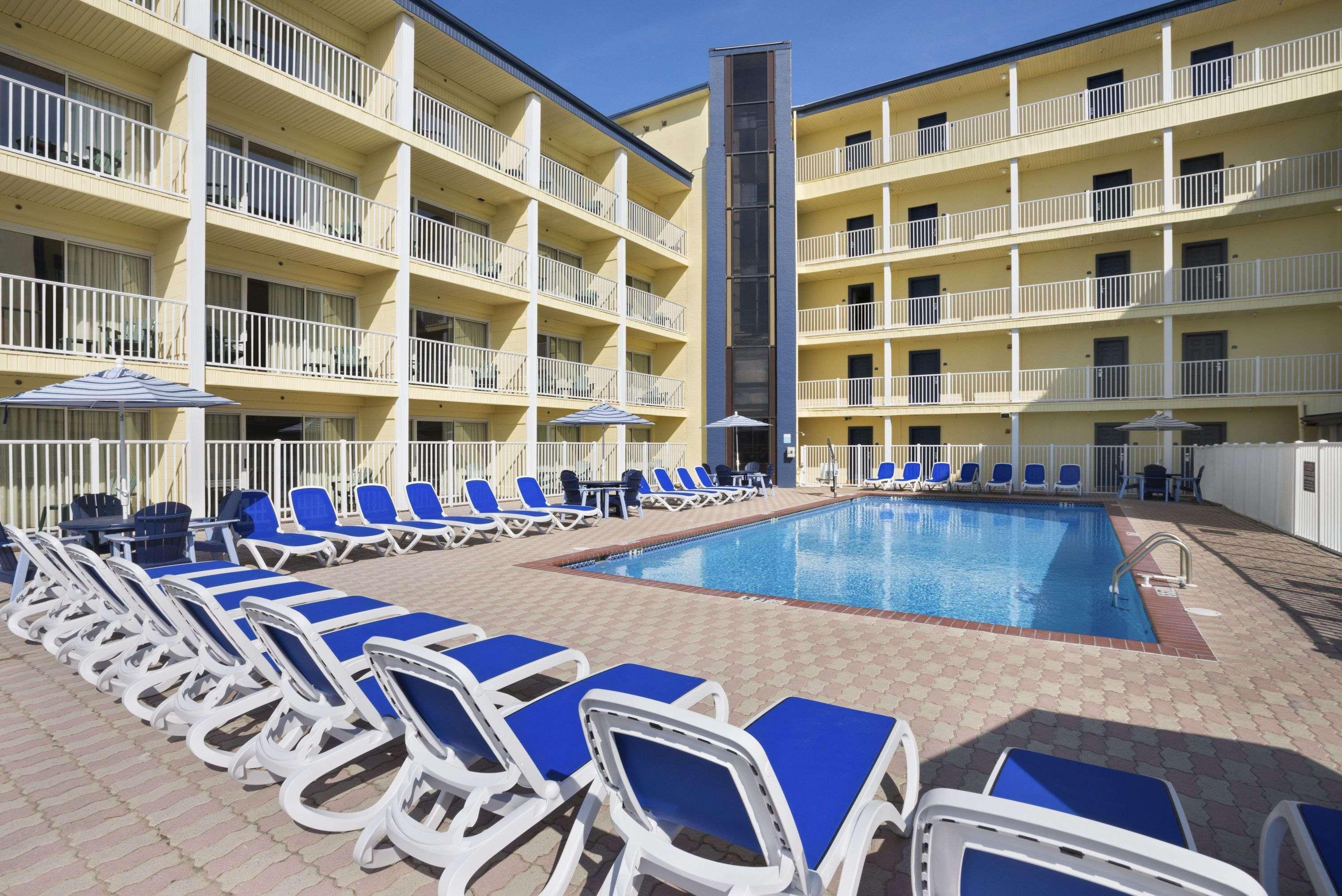Howard Johnson By Wyndham Ocean City Oceanfront Экстерьер фото