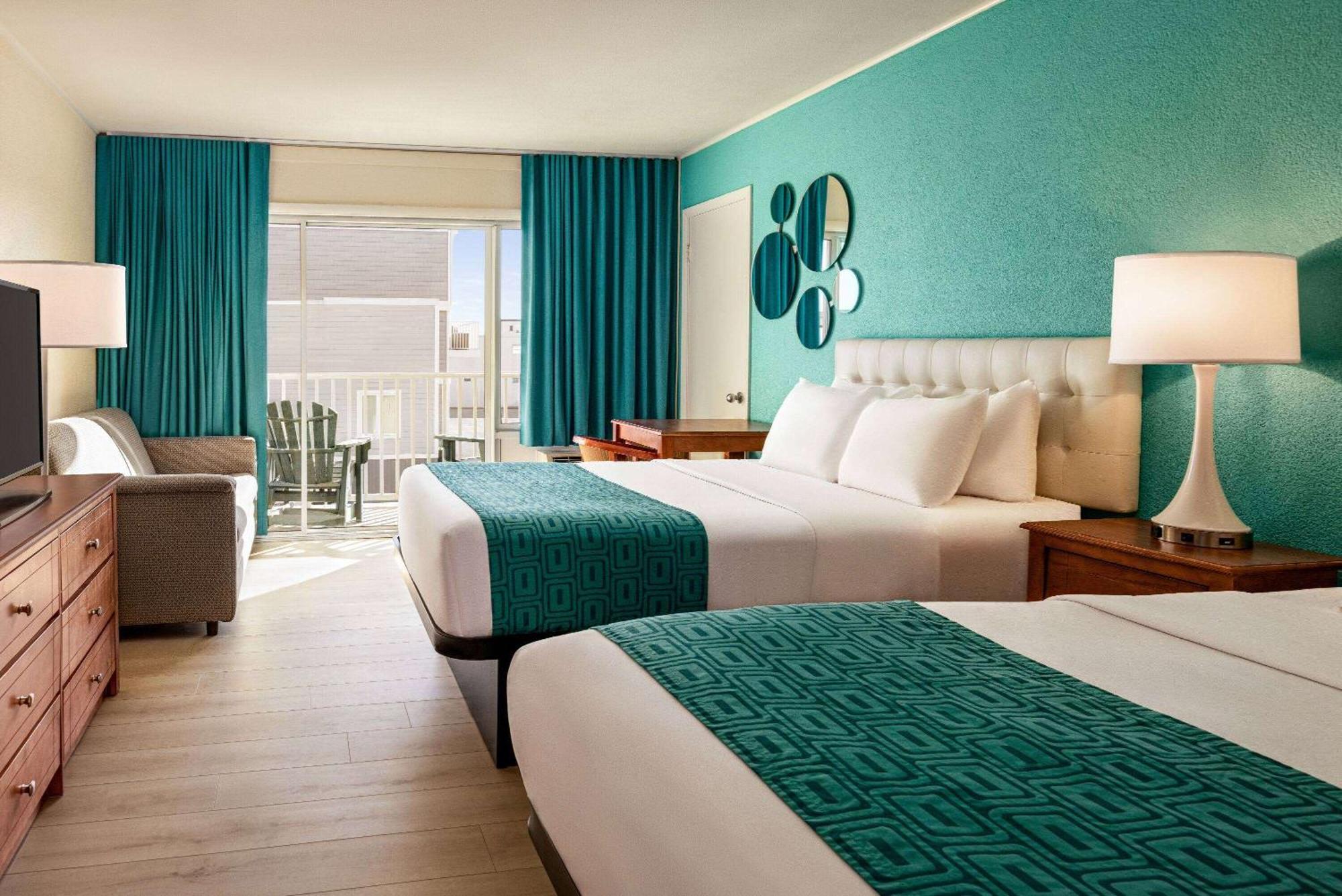 Howard Johnson By Wyndham Ocean City Oceanfront Экстерьер фото